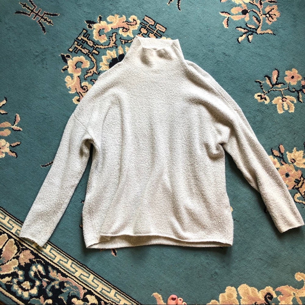 French connection light grey sweater